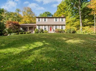 8 Black Hill Rd, Paxton, MA 01612