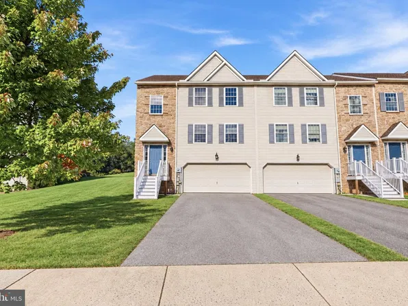 3912 Sheppard Dr, Dover, PA 17315