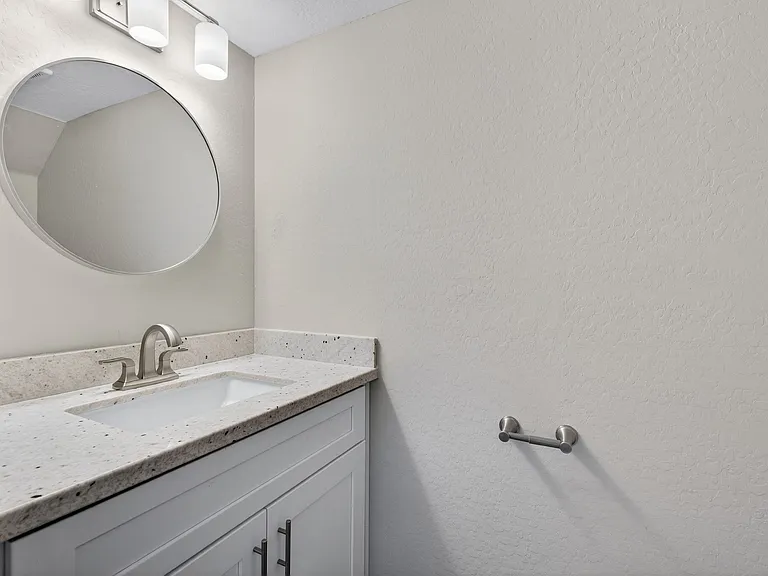 3624 N 106th Ln — Photo 14