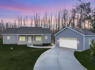 721 Krystal Meadows Ln, Gaylord, MI 49735