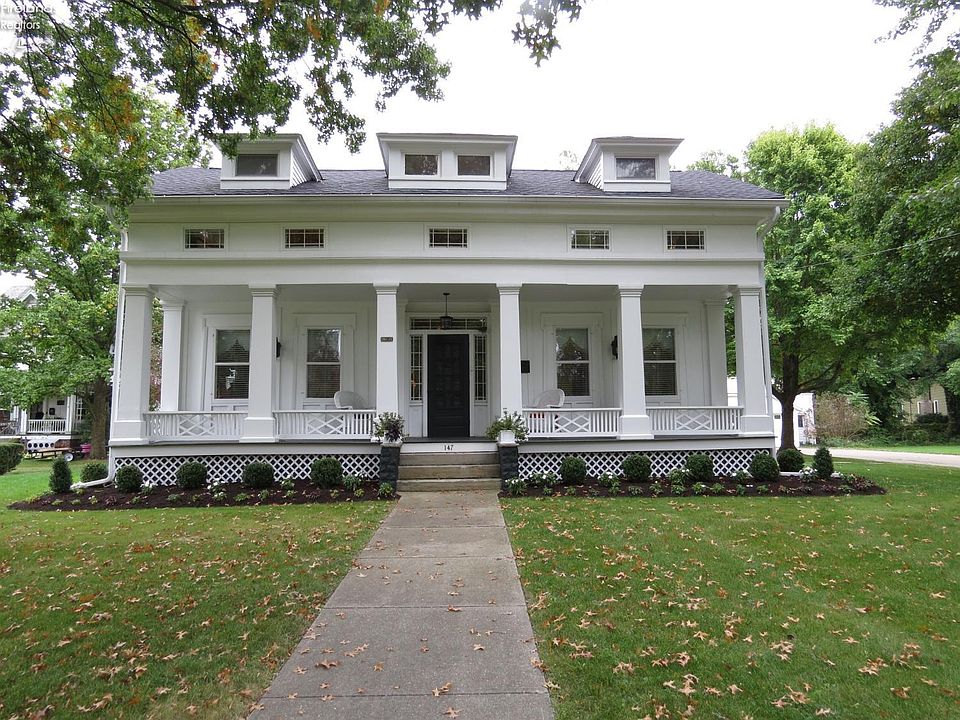 147 S Main St, Wellington, OH 44090 Zillow