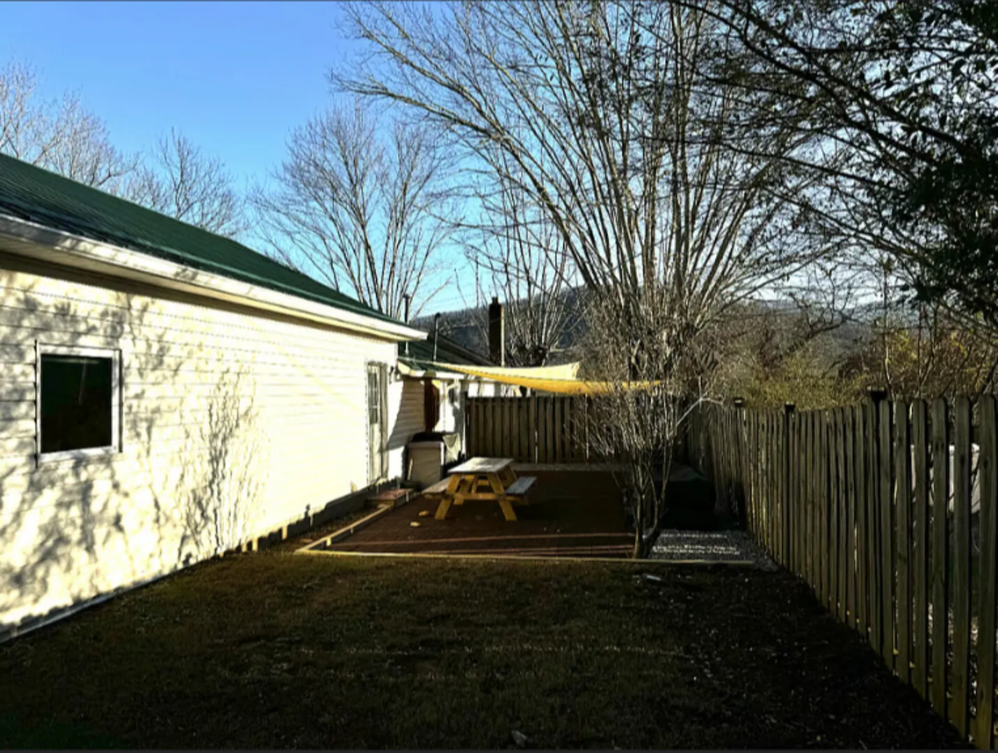 Beautiful Artistic Dog-Friendly Farmhouse Near Asheville, Cozy, Nature — Photo 4