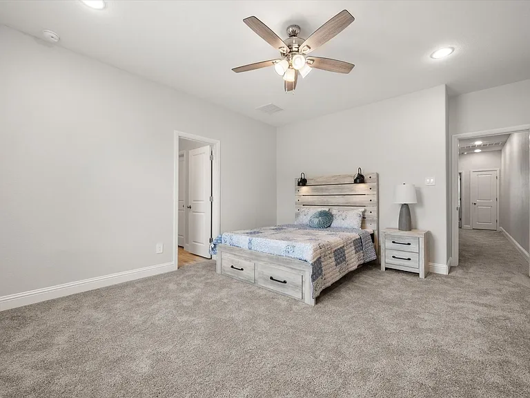 2355 Spring Park Blvd — Photo 26