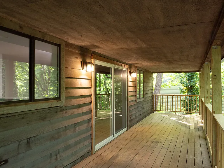 Let's turn the lights on so you can imagine what the deck would look like in the evening while you're enjoying your sweet tea.