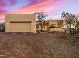 221 Calle Coco, Nogales, AZ 85621