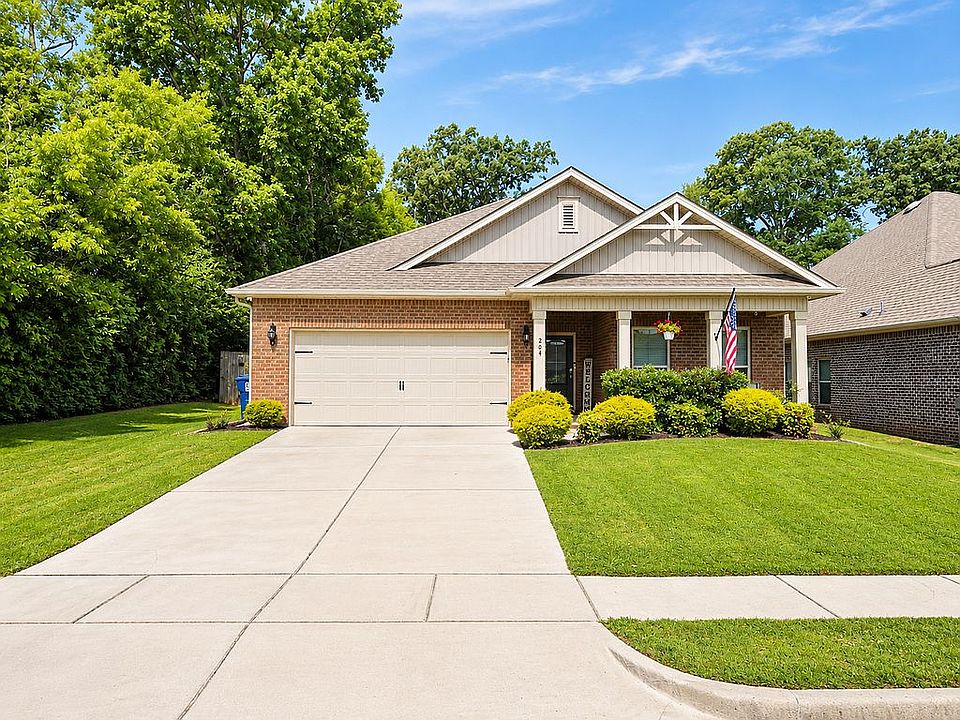 1st image of 264 Falcon Ridge Dr