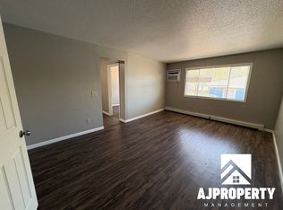 3309 S Elmwood Ave #2, Sioux Falls, SD 57105