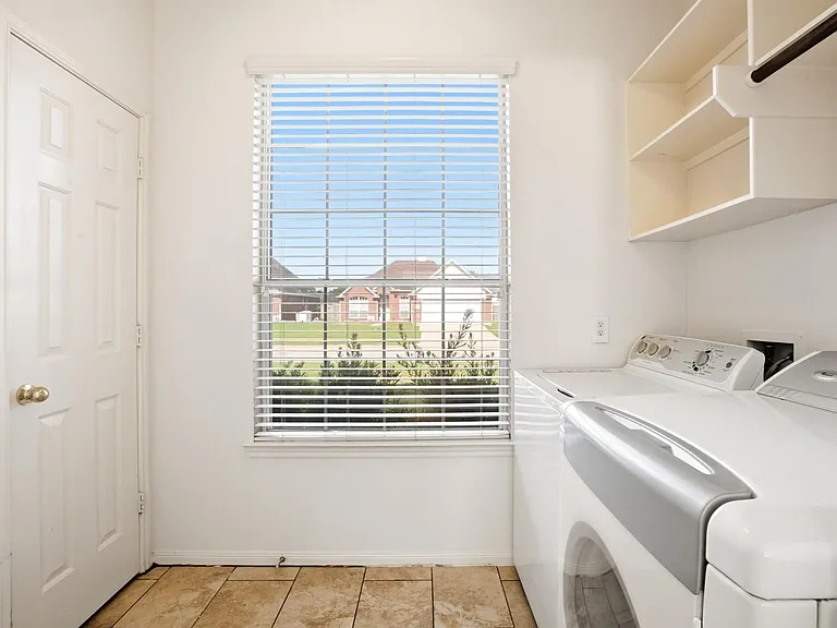 3906 Tigris Ridge Dr — Photo 19