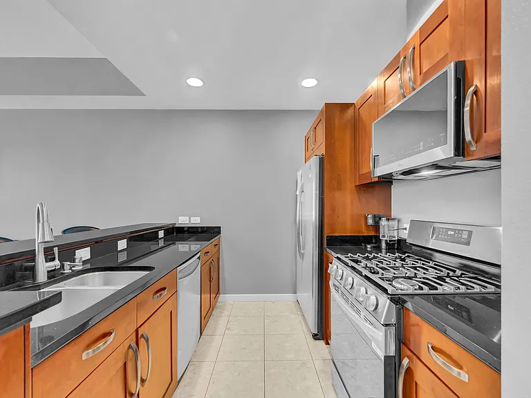4525 Dean Martin Dr #1101 — Photo 9