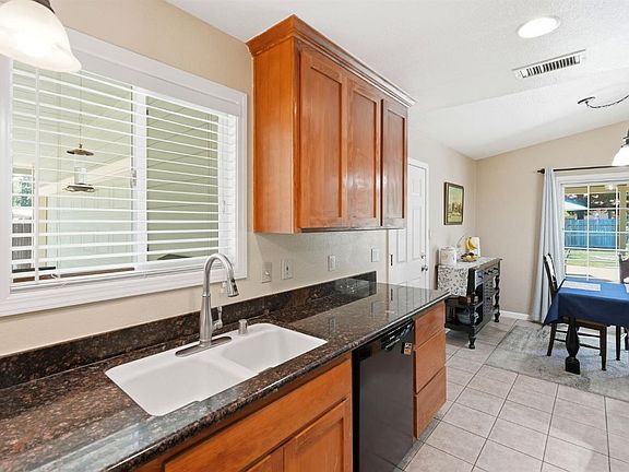 4th image of 3701 Chamberlain Way