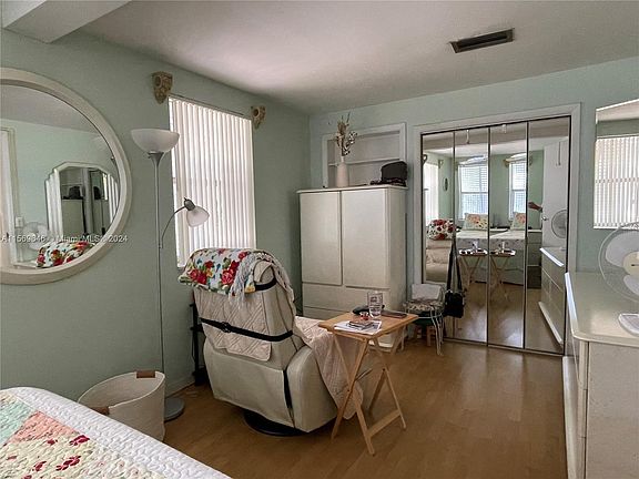 5th image of 9951 Dominican Dr