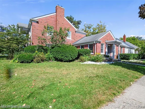 1206 Balfour St, Grosse Pointe Park, MI 48230