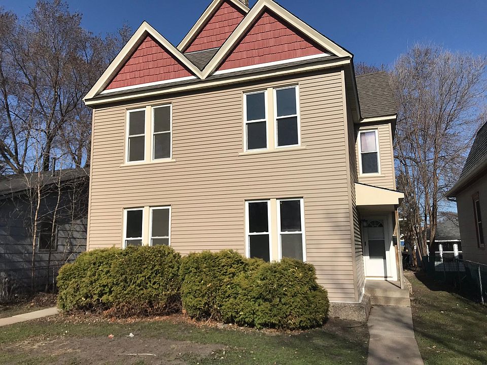 1st image of 2325 Grand St NE