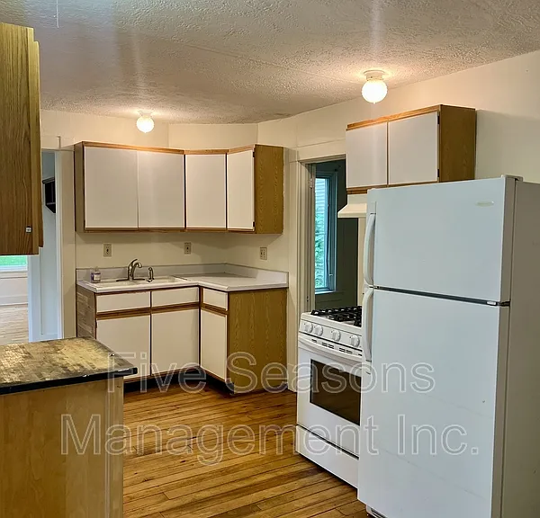 18-20 Hayward St #1 — Photo 3