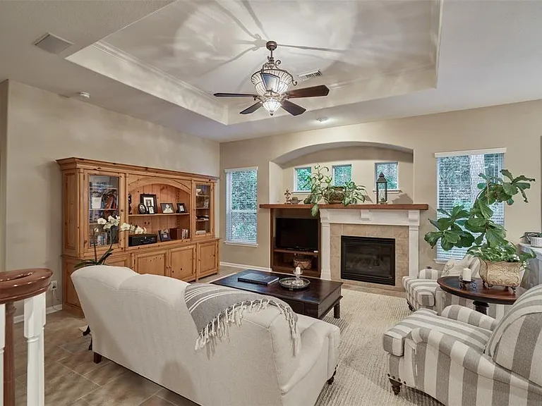 43 S Longsford Cir — Photo 11