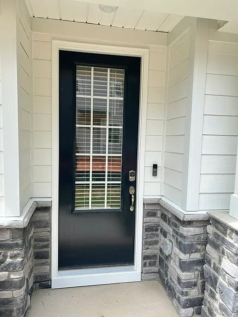 3 bed, 2000 sqft, $2,400 — Photo 4