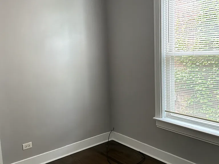 7225 S Champlain Ave — Photo 11