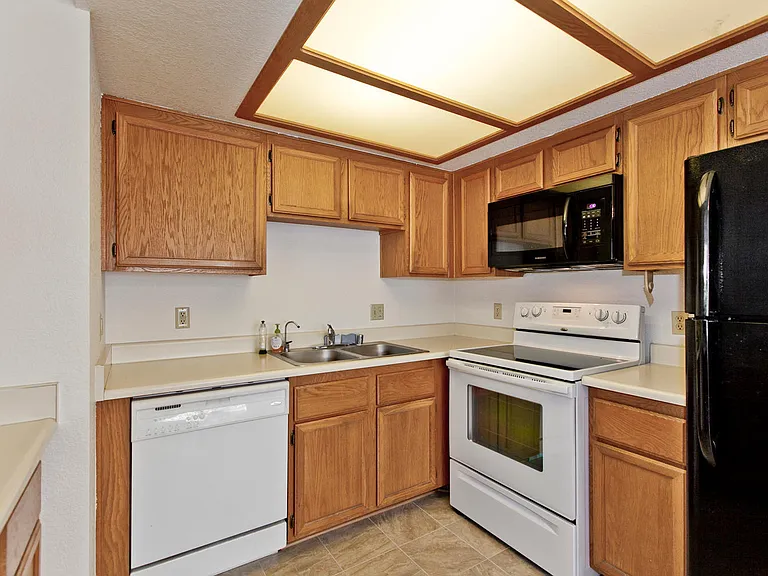 7944 Decker Canyon Dr #102 — Photo 14