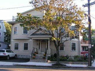 5 Myrtle Ave APT 2, Winthrop, MA 02152