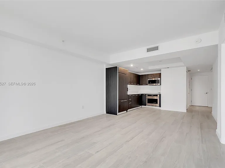 45 SW 9th St #2105 — Photo 7