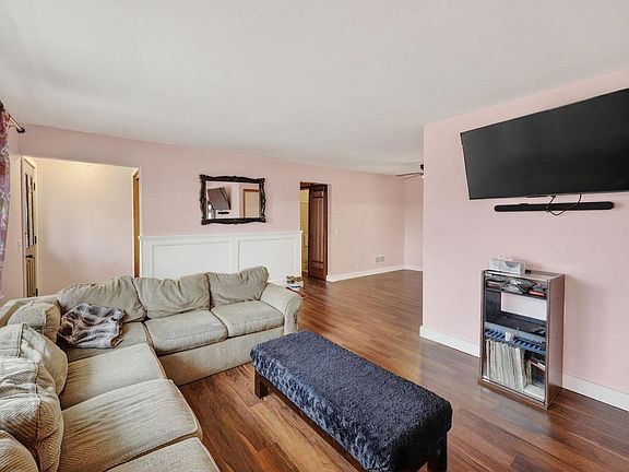 5th image of 1650 Sunfield Street