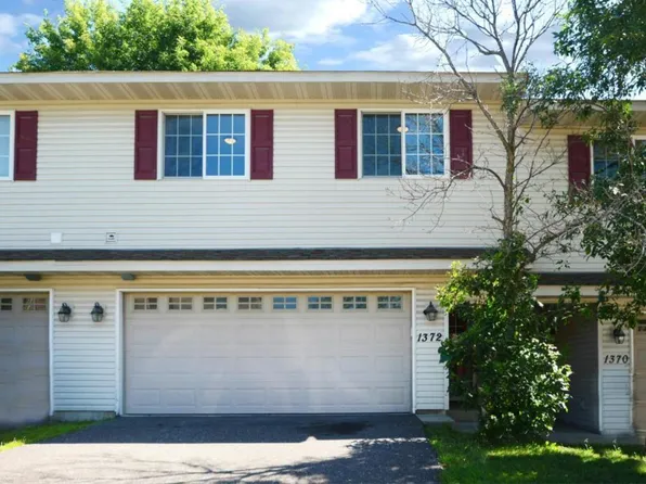 1372 Farrington St, Saint Paul, MN 55117