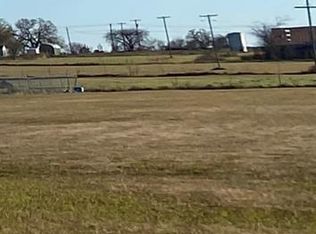 736 Phillips St, Callisburg, TX 76240