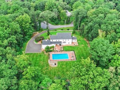 66 Pin Oak Lane, Wilton, CT, 06897