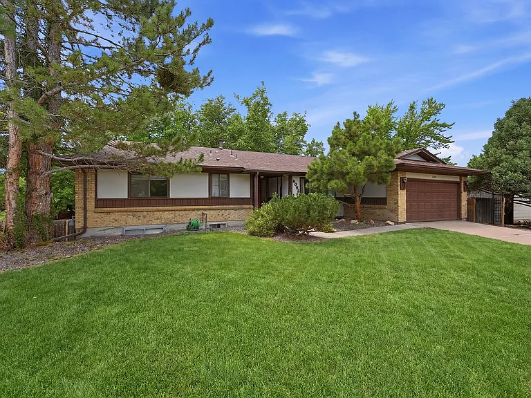 2913 S Reading Ct — Photo 20