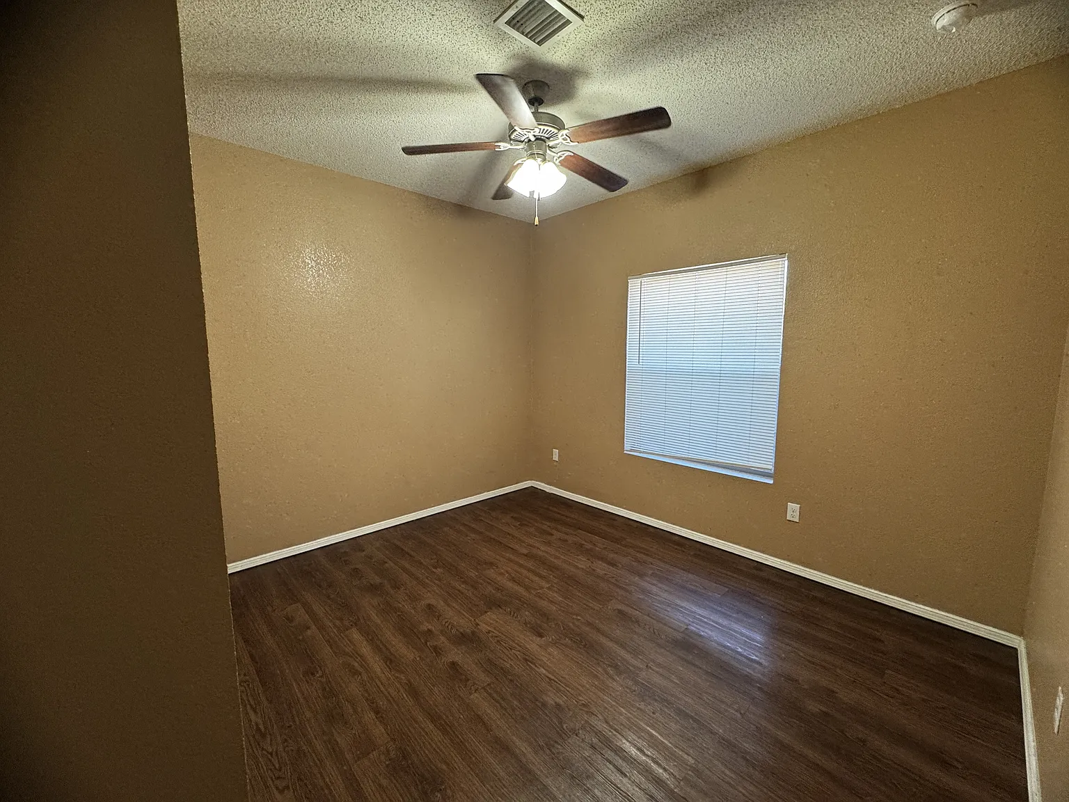 2521 Robert Wynn Street #21 - 3 — Photo 2