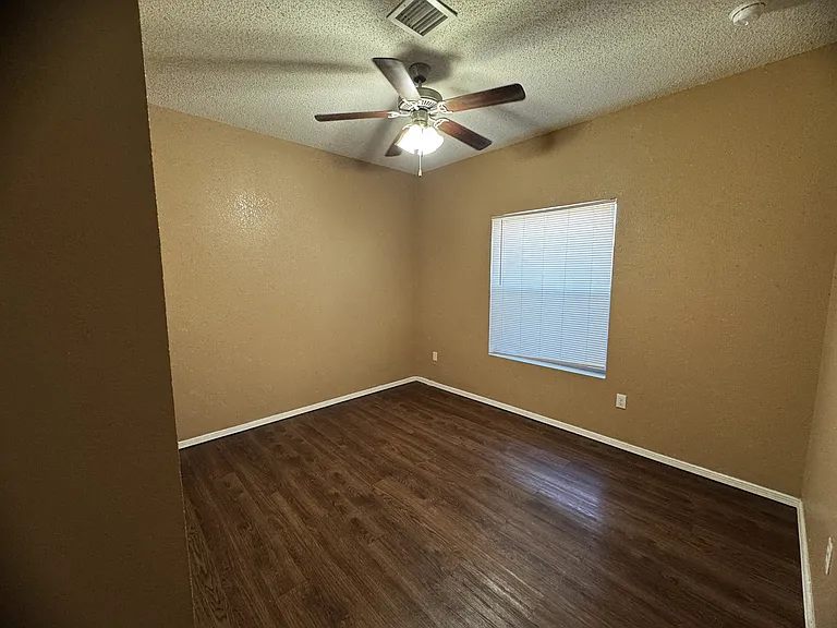 2521 Robert Wynn St #21 — Photo 5