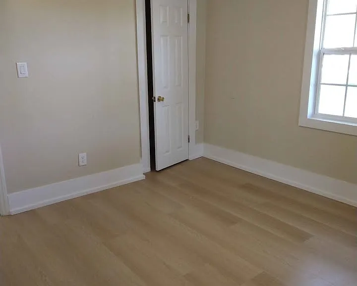 321 W Main St — Photo 9