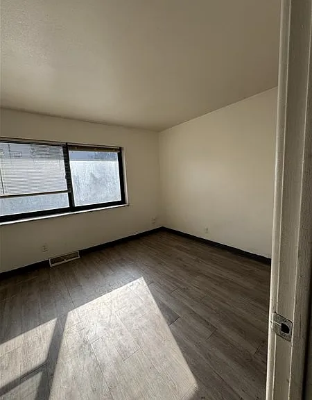 2608 Tyrell Dr #B — Photo 2