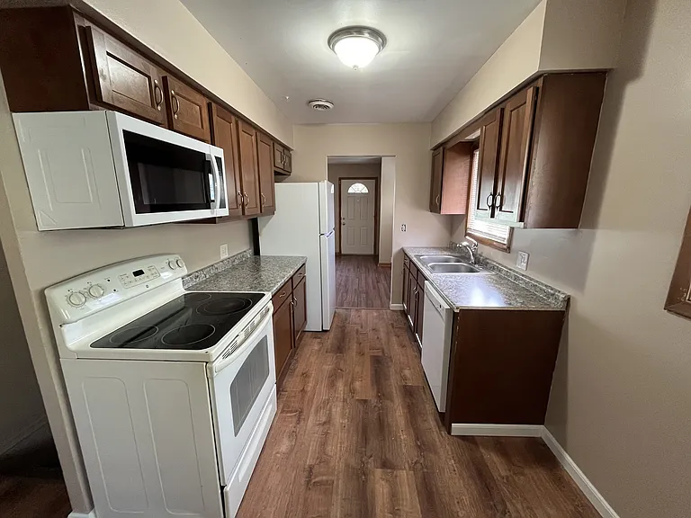 4018 Redick Ave — Photo 4