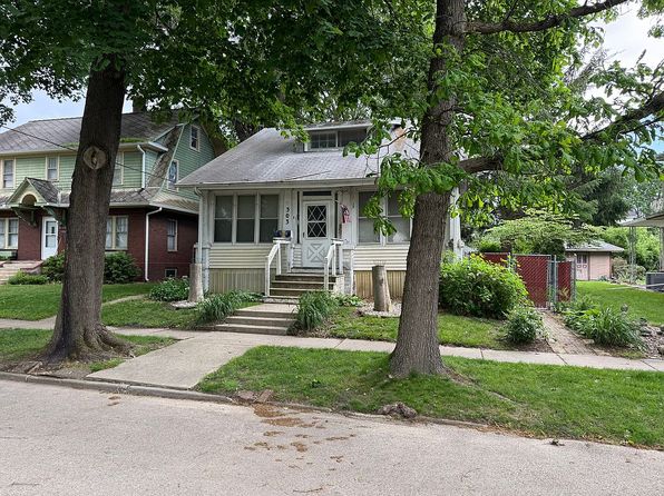 303 S Elm St