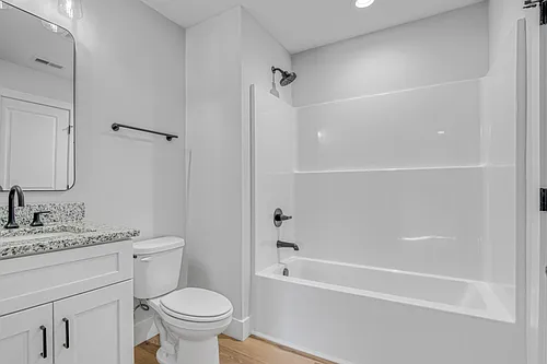 303 2nd Ave #B Photo 1 303 2nd Ave #B Photo 1