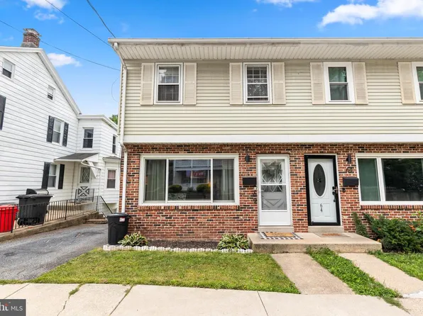 62 W Wyomissing Ave, Mohnton, PA 19540