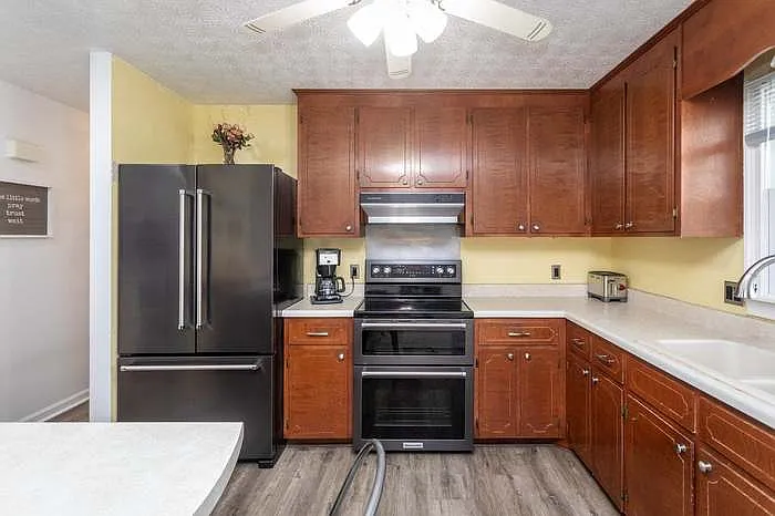 6352 W Donnagail Dr — Photo 18