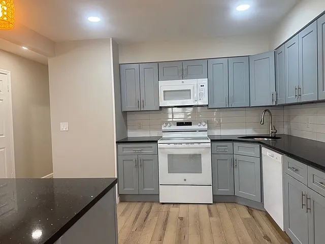 227 Whalesback Rd — Photo 12