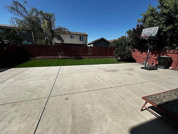 5th image of 5795 E Beck Ave