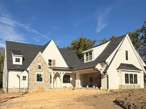 118 Fleetwood Dr, Lookout Mountain, TN 37350