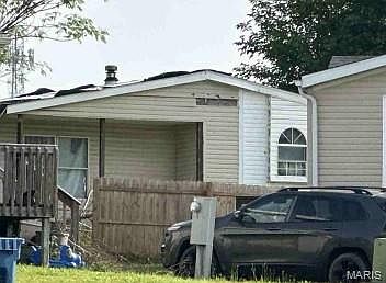 2nd image of 150 Tyler Cir