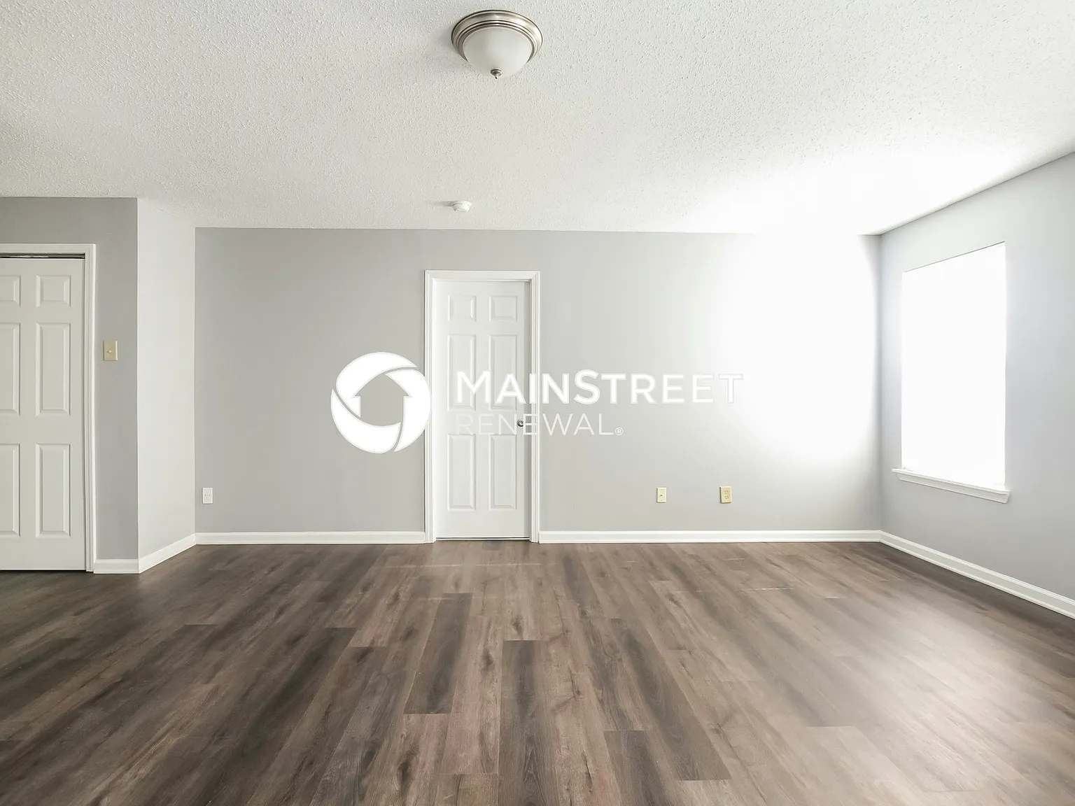 5250 Melbourne Rd — Photo 4