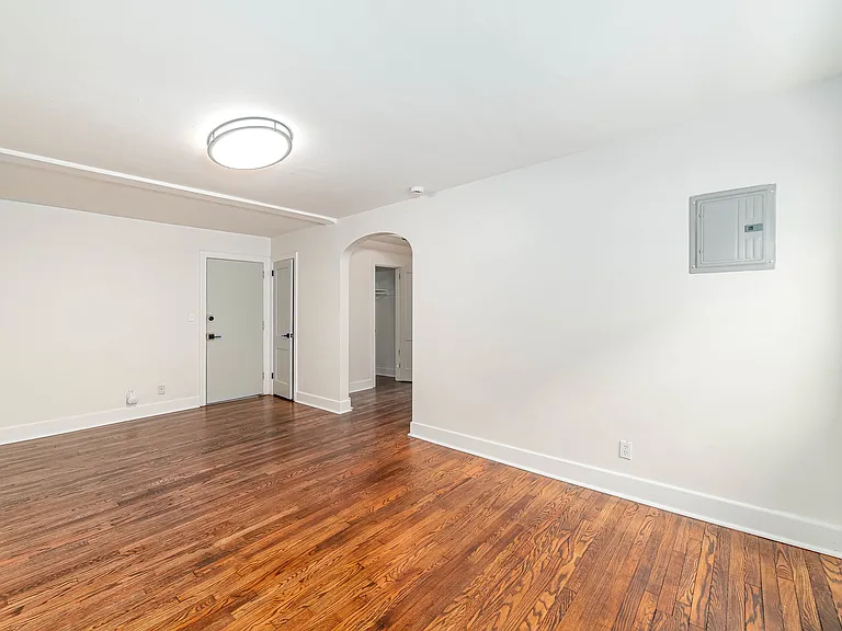 Sherwood Flats — Photo 23