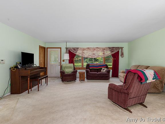 3rd image of 4547 Wellman Rd