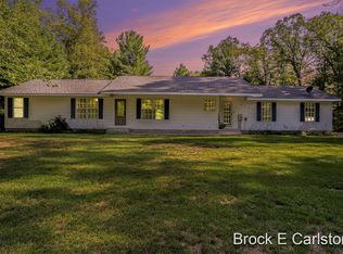 6207 Hall Rd, Muskegon, MI 49442