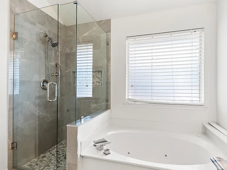 2522 Primrose Ln — Photo 19