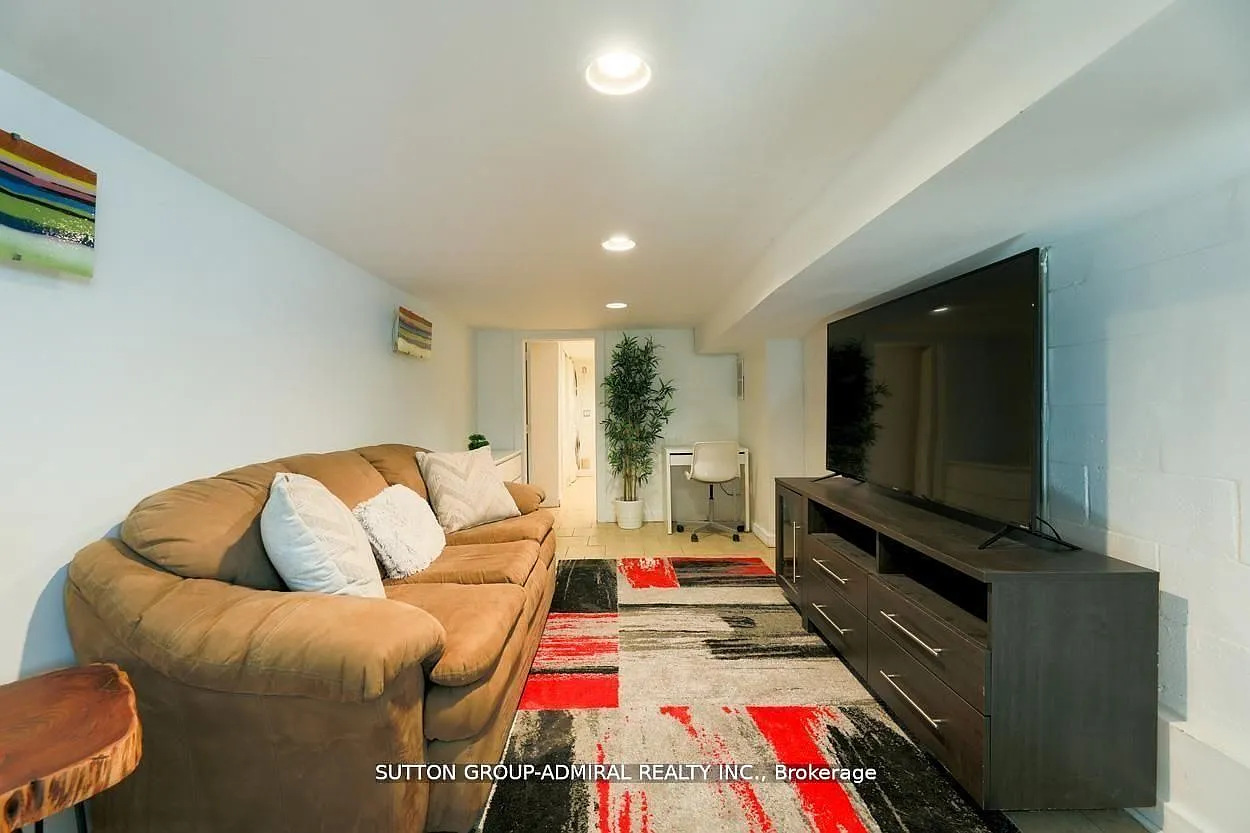 1 bed, $1,600 — Photo 4