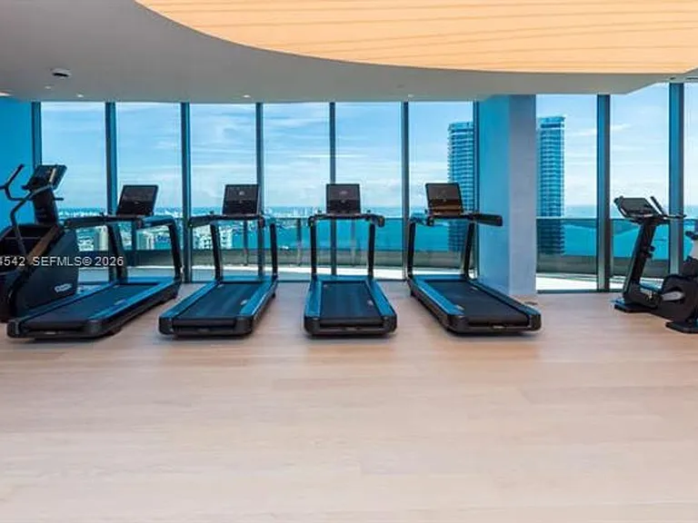 1000 Brickell Plz #CU-4104 — Photo 44