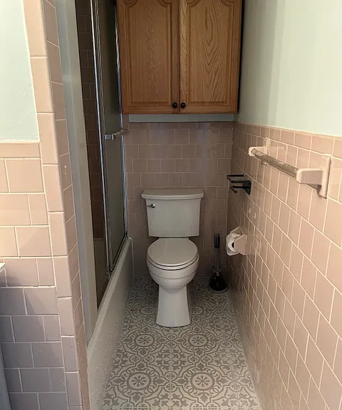 Bathroom01